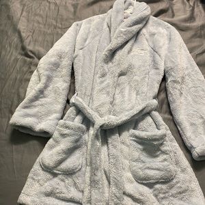 🌹🌹  VICTORIA’S SECRET “Short Cozy Robe”🌹🌹